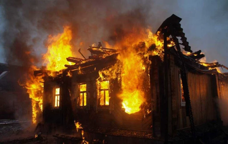 В Кизеловском муниципальном округе на пожаре пострадал человек В Кизеловском муниципальном округе на пожаре пострадал человек