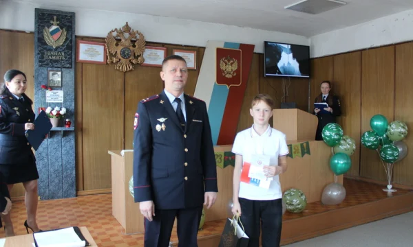 Полицейские и общественники встретились с молодежью в рамках акции  &laquo;Герои наших дней&raquo;